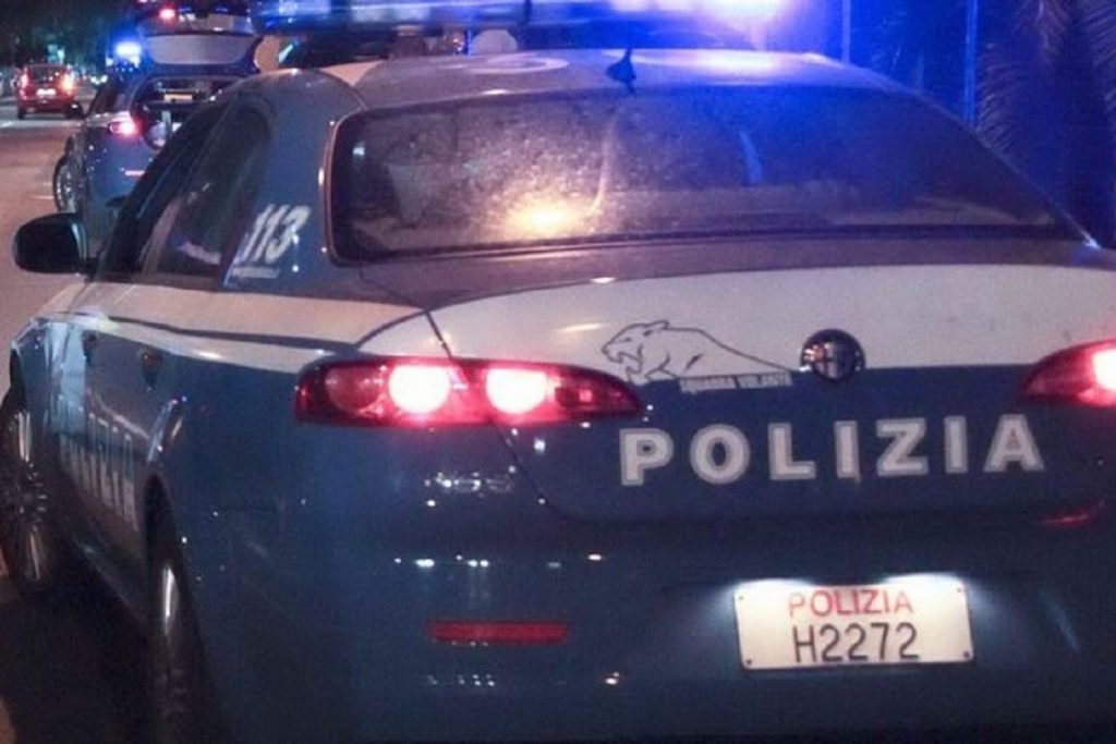 controllo stupefacenti bosniaca marocchini spara volante polizia prostituzione due anziani Spari