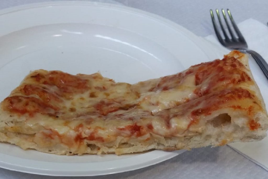 pizza cruda