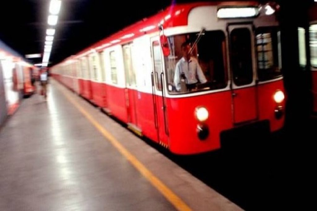 brusche frenate frenata improvvisa metropolitana codice rosso metrò