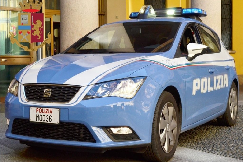 serbo rapina impropria Piazza Duca d'Aosta polizia per spaccio