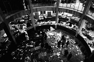 sinistra fatica a fare i conti con la storia