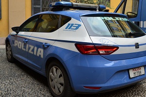 Arrestato mentre va a ritirare l'eroina in taxi