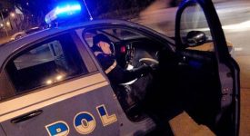 aggredita la polizia