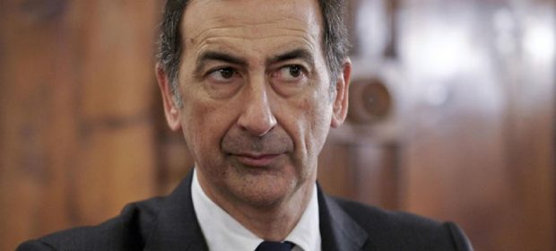 sbarra people proteste sciopero giuseppe sala tempo di libri