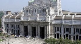 Donna aggredita con una chiave inglese malore gambiano Senegalese furti e truffe spaccio agenti in borghese valigia spacciatore nigeriano violenza sessuale