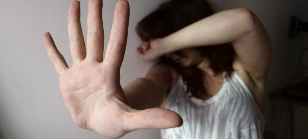 parto violenza donne Salvadoregno