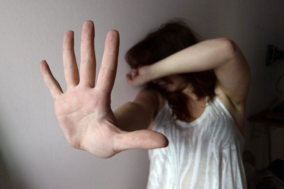 parto violenza donne Salvadoregno