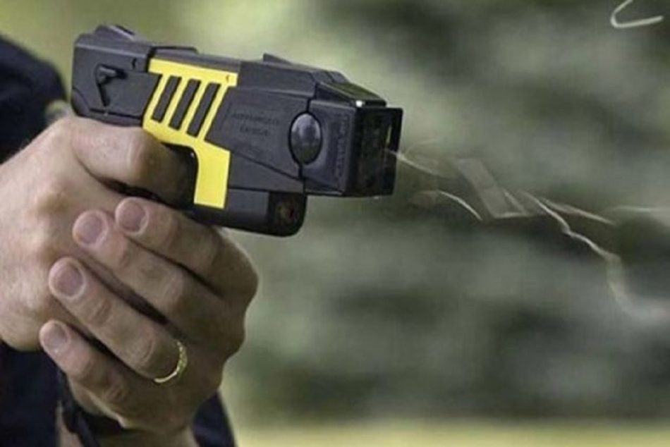 taser cileno transessuale