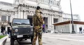 Siriano e algerino aggrediscono e feriscono vigilante in Stazione Centrale La volante, durante il controllo del territorio, è stata allertata da due militari dell’Esercito che hanno notato e bloccato il soggetto Controlli straordinari furto latitante bosniaca libico stazione centrale militari