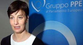 finanziamenti illeciti lara comi