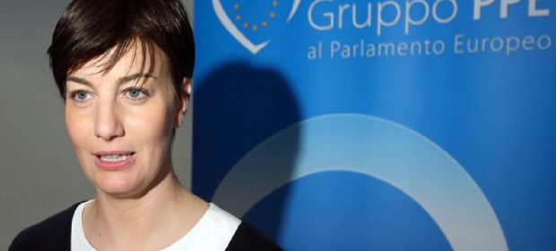 finanziamenti illeciti lara comi
