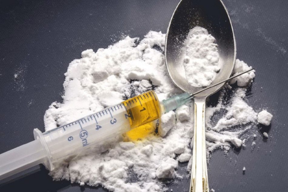 crisi d'astinenza droga arrestati due fratelli marocchini