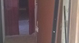 stavano cercando di occupare un alloggio