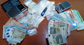 dieci arresti