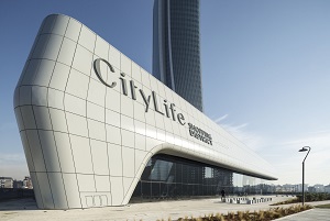 Rapinavano ragazzini a City Life