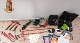 Si fingevano idraulici per truffare anziani