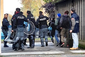 Sgomberati 7 appartamenti Aler occupati abusivamente