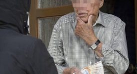 Arrestata truffatrice di anziani Arrestato per avere truffato gli anziani vicini truffe ad anziani