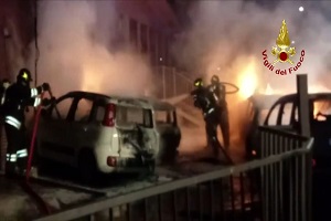 Incendio doloso in sede MM
