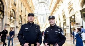 Poliziotti cinesi
