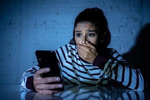 Minaccia la ex fidanzata, arrestato 170 messaggi al giorno stalking