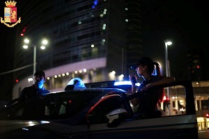 polizia Tenta di corrompere agenti per evitare una multa