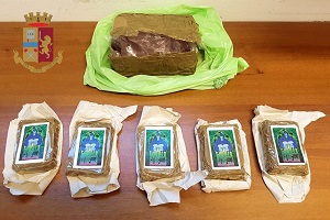 Arrestato maghrebino che spacciava in bicicletta