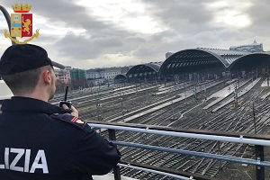 Presi due pusher a Rogoredo Arresti a Rogoredo e in Centrale Latitante bosniaca arrestata in Stazione Centrale Ricercato marocchino arrestato in Stazione Centrale polfer Stazione Centrale: arrestati un tunisino e un somalo
