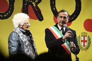 Corteo dei sindaci contro l'odio