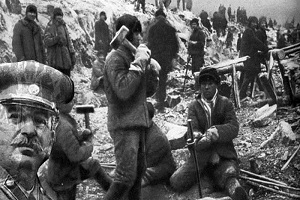La sinistra milanese si rifiuta di condannare i crimini del comunismo