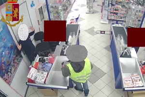 Arrestato il rapinatore chiamato "nulla da perdere"
