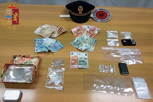 Tre filippine arrestate per spaccio