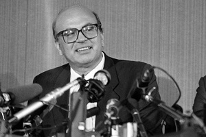 una targa per Craxi