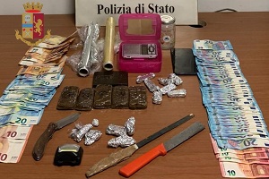 Pluripregiudicato arrestato per spaccio al Corvetto