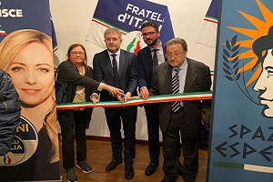 Spazio Esperia: nasce un nuovo circolo Fratelli d'Italia sui navigli