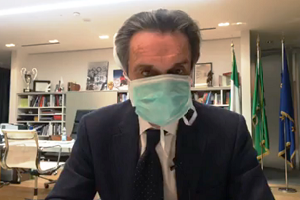 Fontana scarica le ATS e punta sul lavoro scaglionato, ma forse per Milano è presto Contagiata collaboratrice di Fontana, Governatore in quarantena