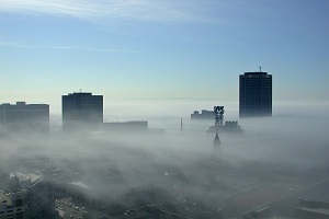 Mascaretti (FdI): gravi contraddizioni nel piano aria Lombardia: smartworking tra le misure del piano Aria Insiste lo smog. Cattaneo: avanti con le politiche strutturali