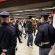 polmetro Palpeggia turista sulla Metro, arrestato