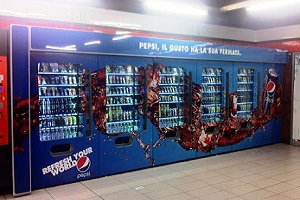 Furti e manomissioni ai distributori della Metropolitana