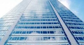 Lombardia: sempre meno i malati di covid Nessuna impennata nei decessi, confermato lo zero di domenica Contagiato un dipendente di Regione Lombardia. Sospesi i lavori del Consiglio