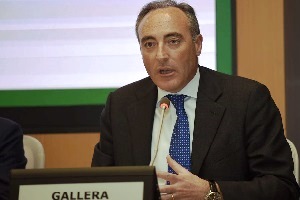 Gallera: Lombardia pronta a riapertura lenta e graduale https://www.ansa.it/lombardia/notizie/2020/10/06/influenza-gallera-con-3-mln-di-vaccini-siamo-super-capienti_88430d5e-e427-400f-9e06-28d42a04ec96.html Gallera: Lombardia attuò le linee guida del Ministero già il 22 gennaio