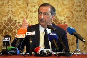 Scuola. Sala: dal 7 gennaio ipotesi 50% in aula e poi 75% Sala: 13 milioni per micro imprese e buoni pasto