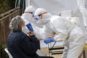 Il contagio non si arresta e aumentano i ricoverati. Gallera: valuteremo l'8 giugno