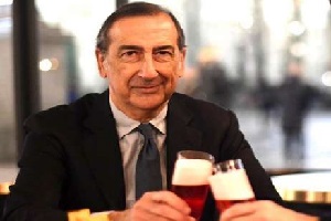 Sala: serve una formula per evitare assembramenti agli aperitivi