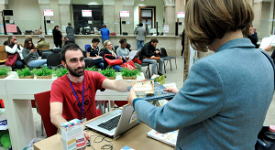 Riapre su appuntamento l'anagrafe di via Larga