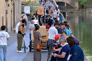 Il Sindaco Sala fa un meritato cazziatone ai milanesi