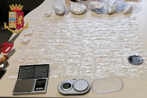 Arrestati due fidanzati spacciatori