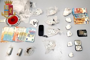 Due egiziani, due filippini e un marocchino arrestati per spaccio