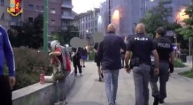 Controlli straordinari di Polizia in Piazza Bottini