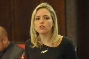 Sardone: commercianti in difficoltà e il comune pensa alle aree smoking free Sardone: alzeremo barricate contro le sanatorie di Sala Sardone (Lega): denaro pubblico sprecato per trovare lavoro a 23 persone in 4 anni Sardone (Lega): Sala vuole abolire lo smart working, ma non convoca il consiglio in presenza